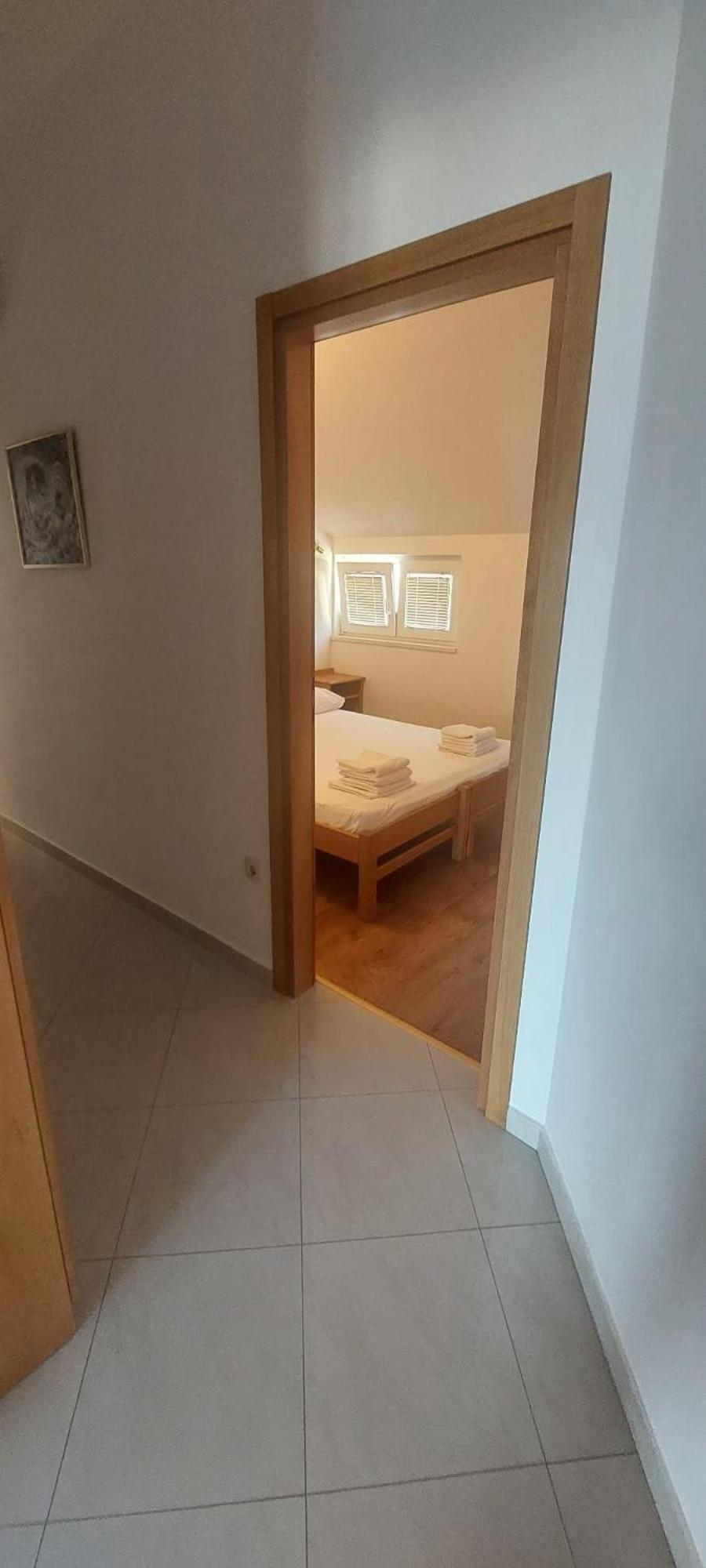 Apartments Ticinovic أوميس المظهر الخارجي الصورة
