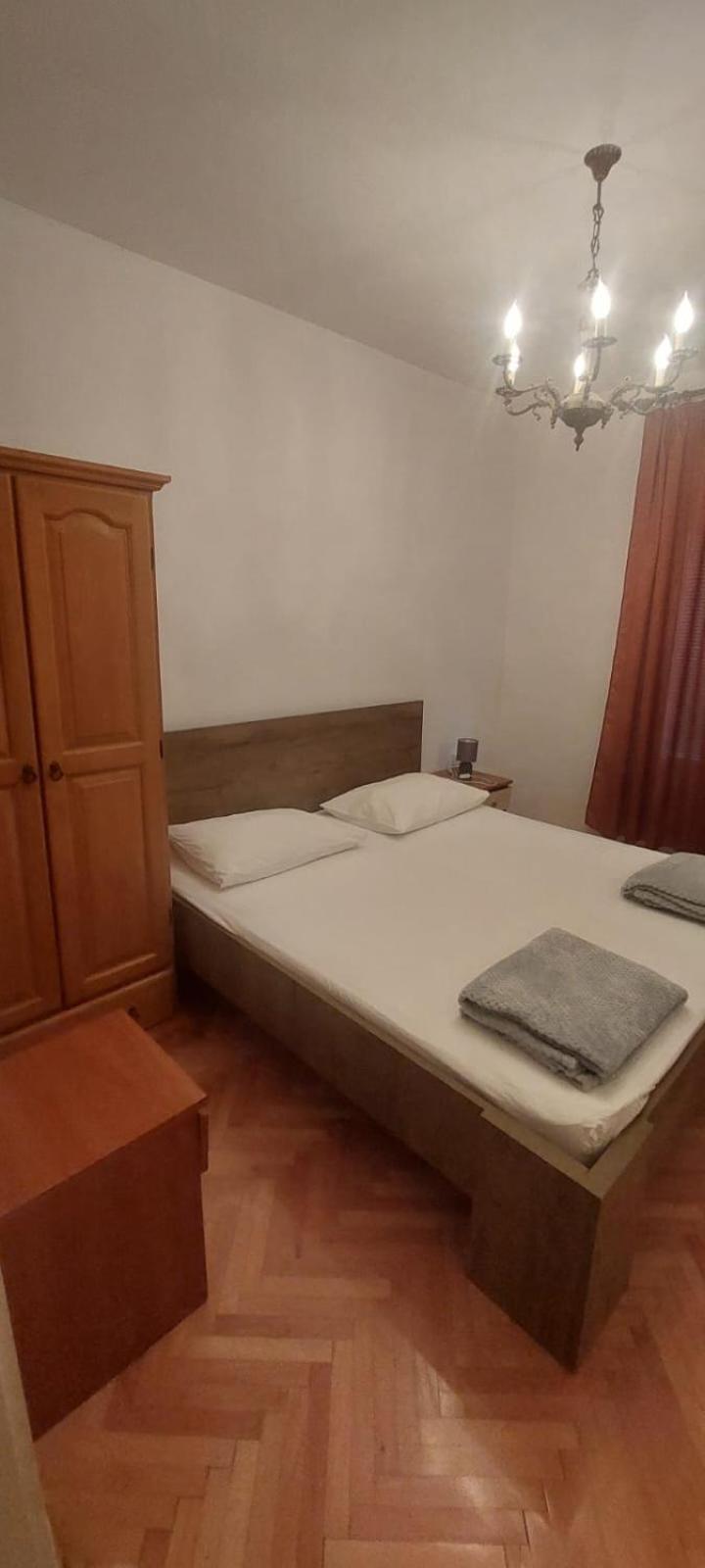 Apartments Ticinovic أوميس المظهر الخارجي الصورة